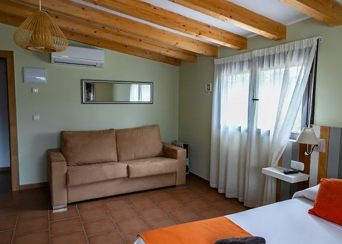 Rural Rancho Montalvo * El Oso